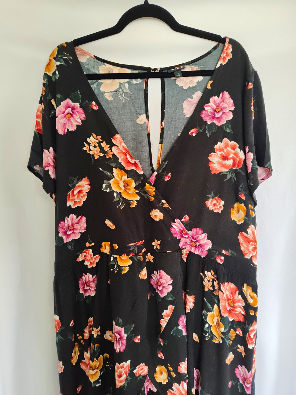 Torrid Black Pink Orange Floral V-Neck Short Sleeve Keyhole Maxi Dress 4XL